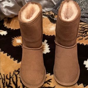 Bear paw boots